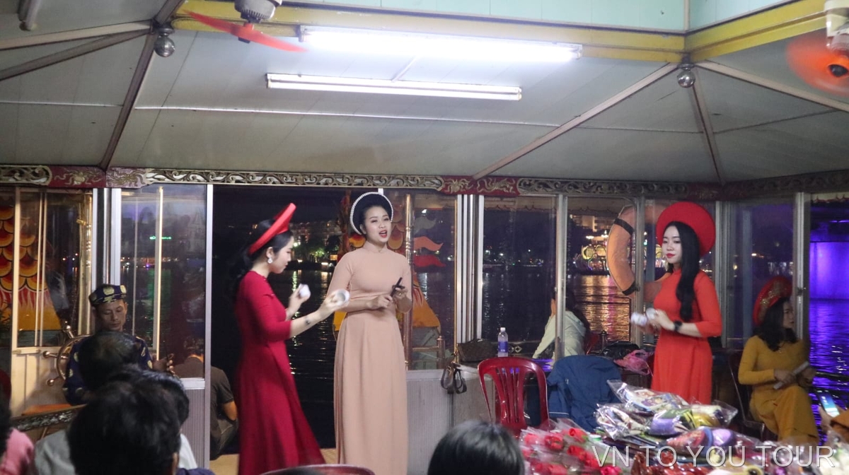 เว้ (Hue) - Gallery Image 1
