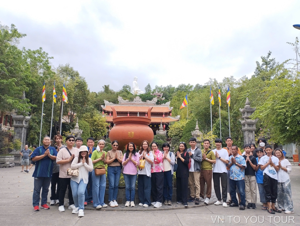 Long Son Pagoda - Gallery Image 5