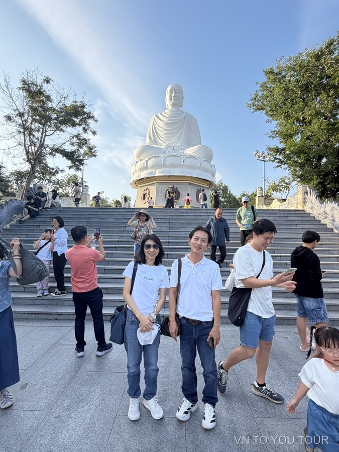 Long Son Pagoda - Gallery Image 3