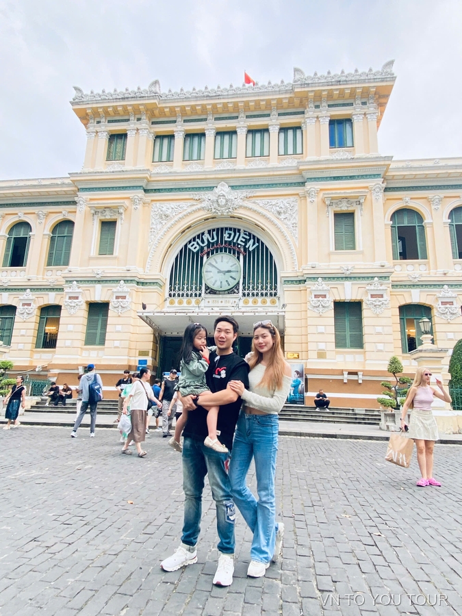 Saigon Central Post Office - Gallery Image 3